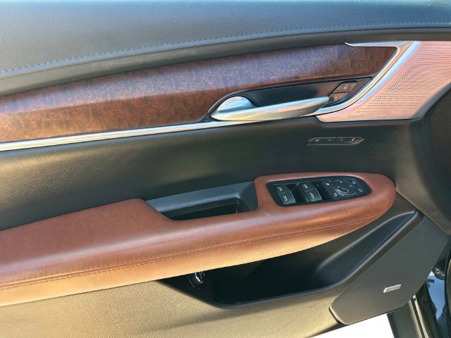Used 2024 Cadillac XT5 Sportv AWD/4WD image 18