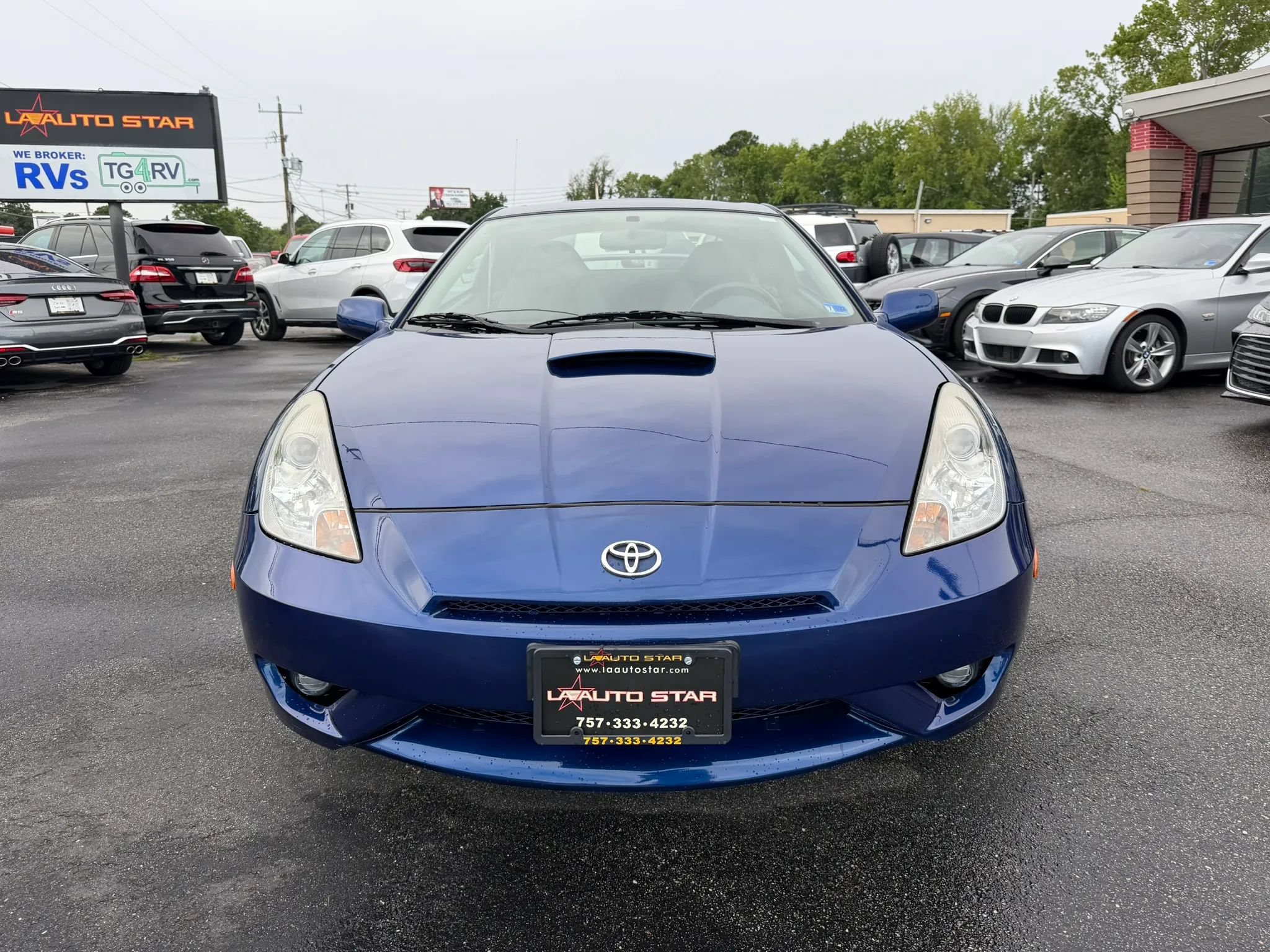 Used 2003 Toyota Celica GT FWD image 8