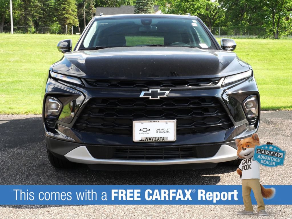 Used 2024 Chevrolet Blazer LT w/ Midnight/Sport Edition AWD/4WD image 2
