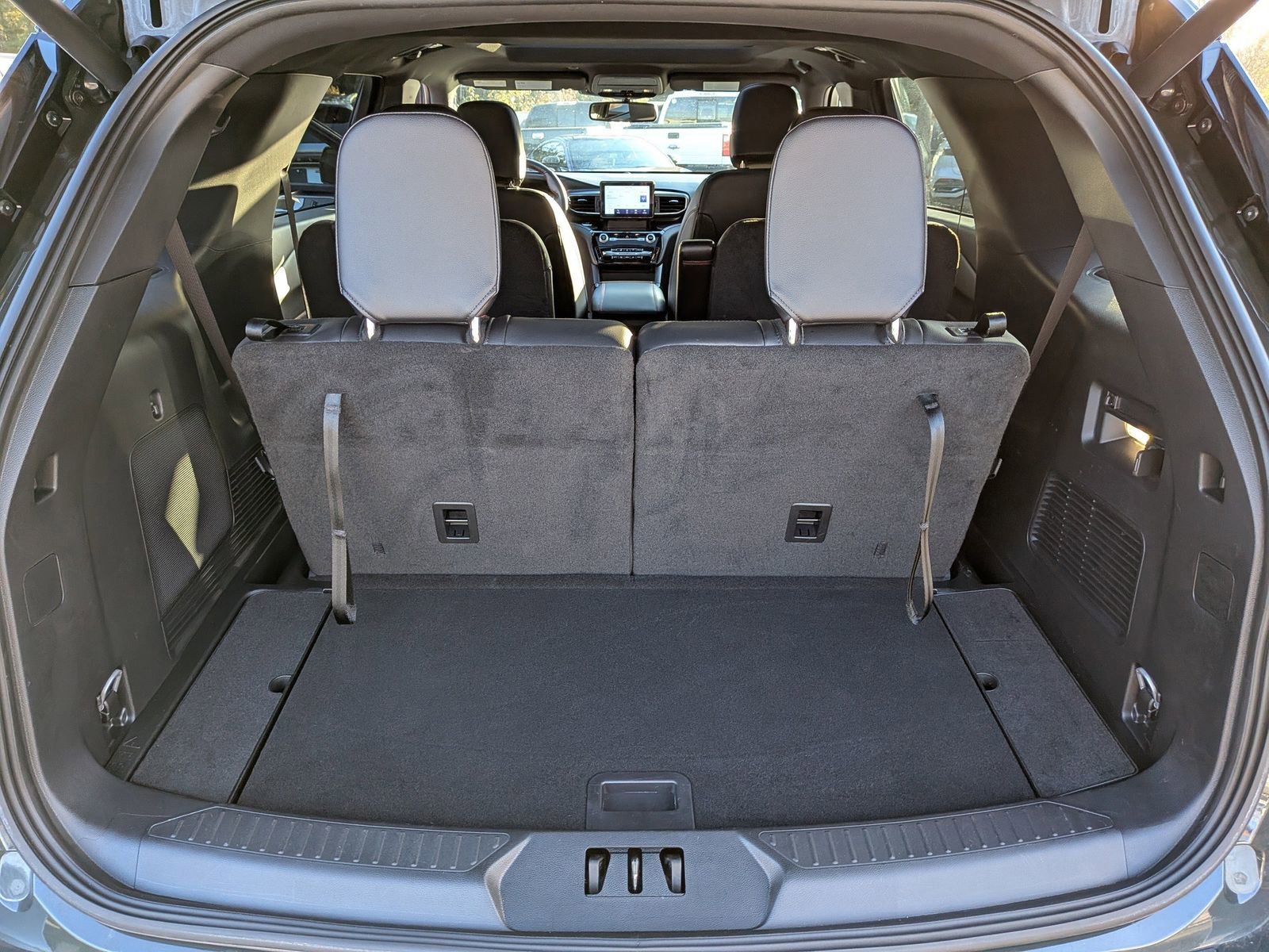 Certified 2023 Ford Explorer ST-Line w/ Class IV Trailer Tow Package AWD/4WD image 14