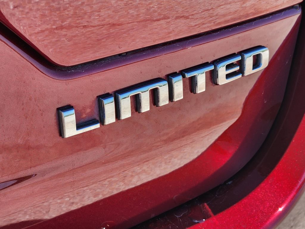 Used 2022 Jeep Grand Cherokee Limited w/ MOPAR Finishing Package RWD image 11