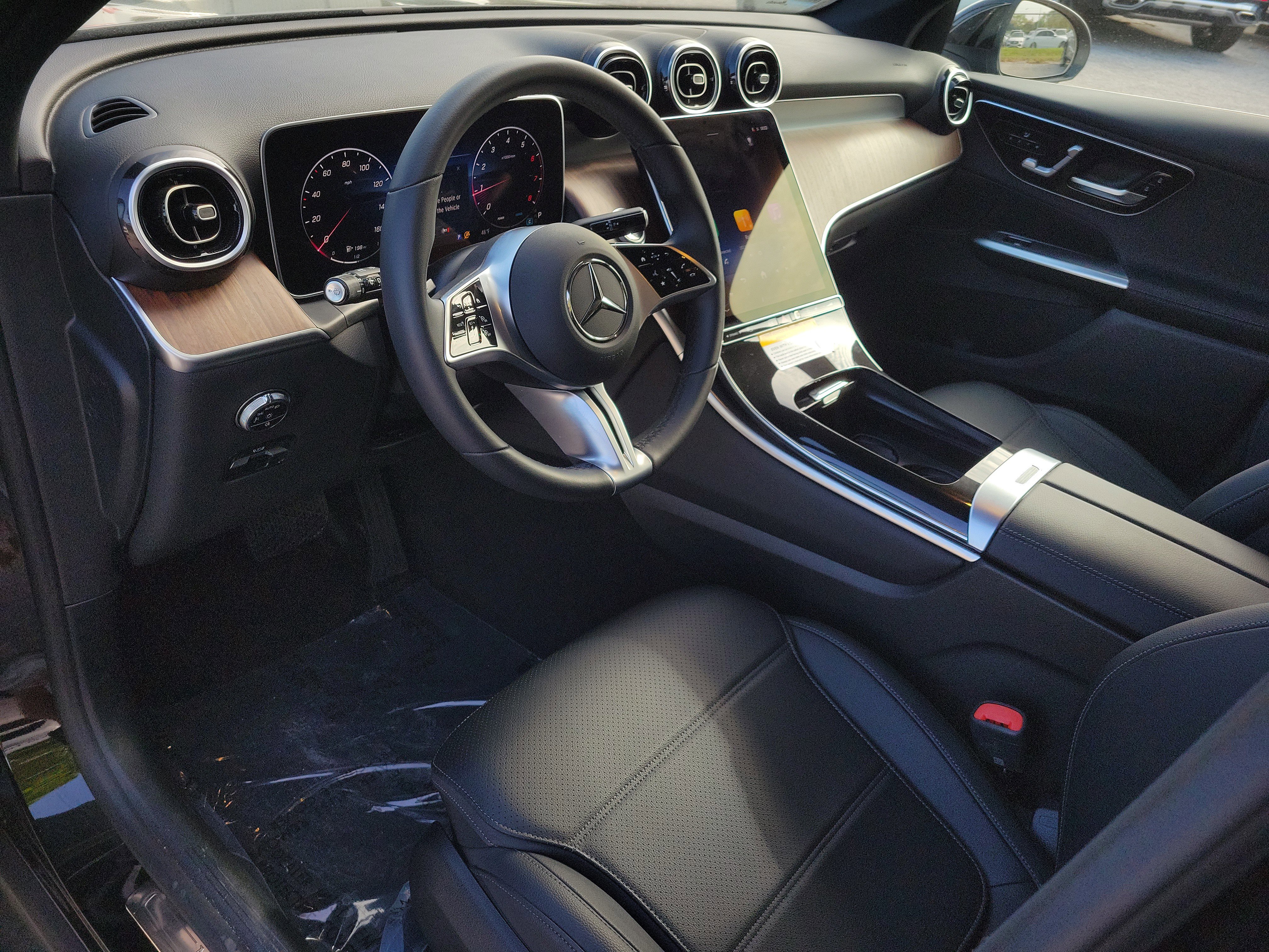 Certified 2026 Mercedes-Benz GLC 300 GLC 300 image 23