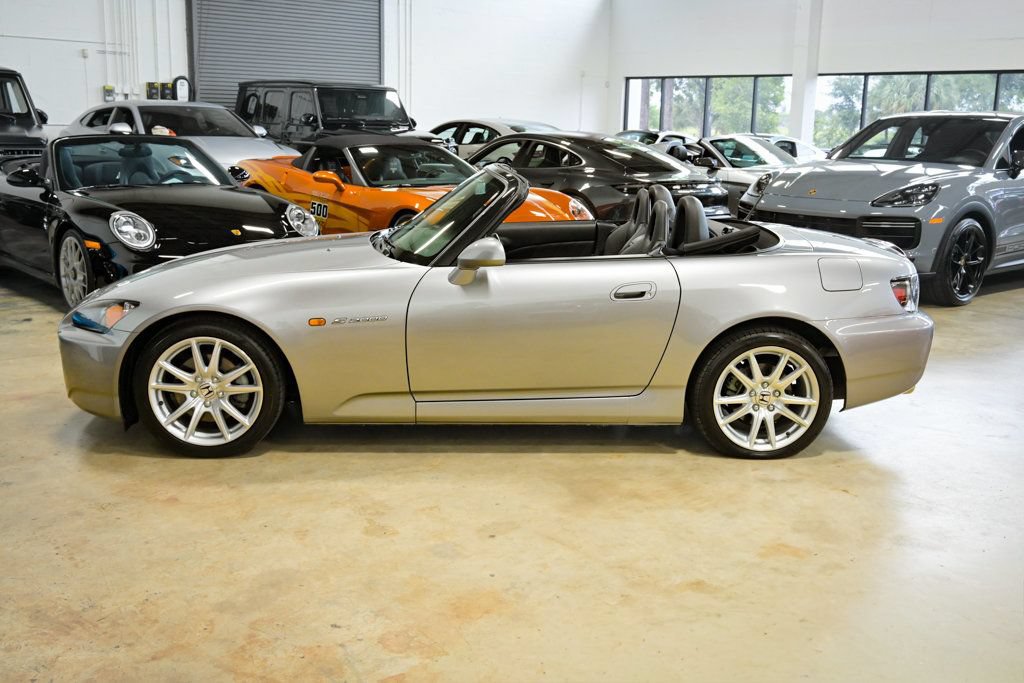 Used 2005 Honda S2000 image 11