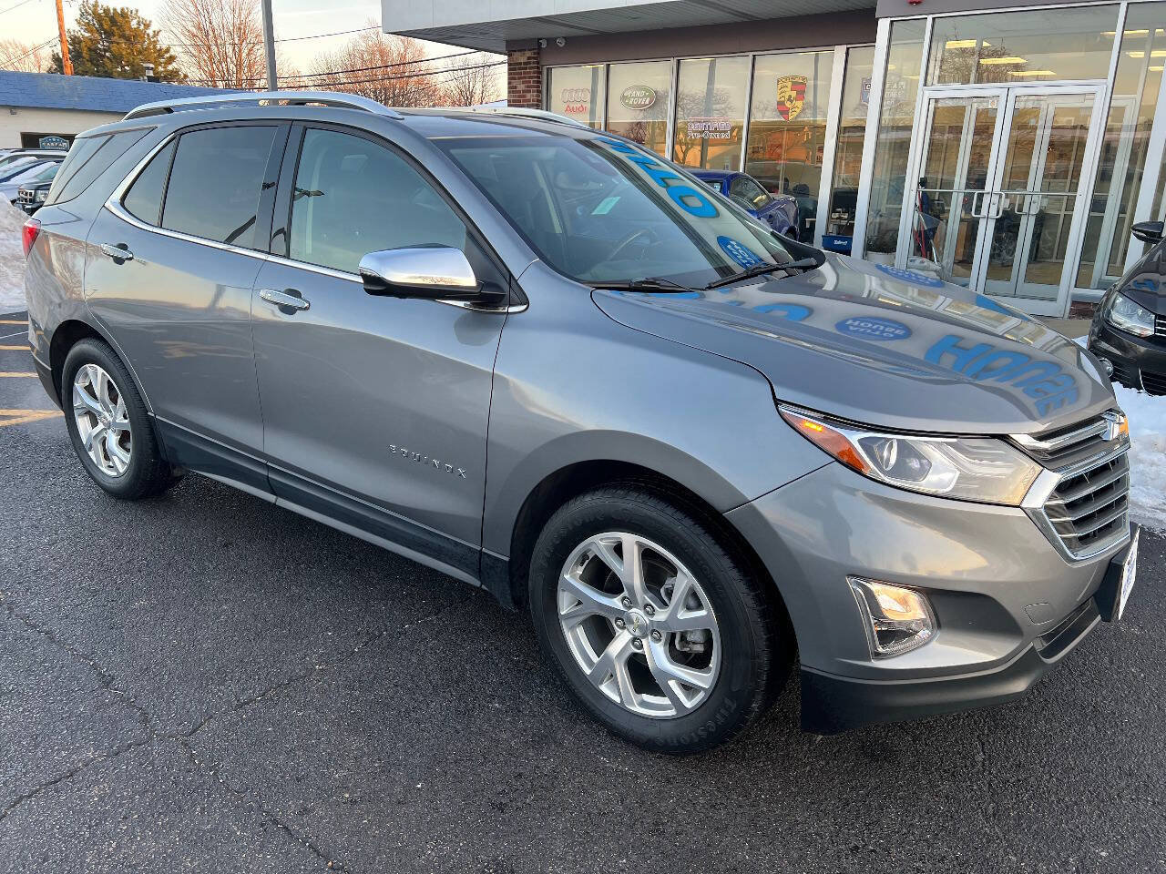 Used 2019 Chevrolet Equinox Premier FWD image 6