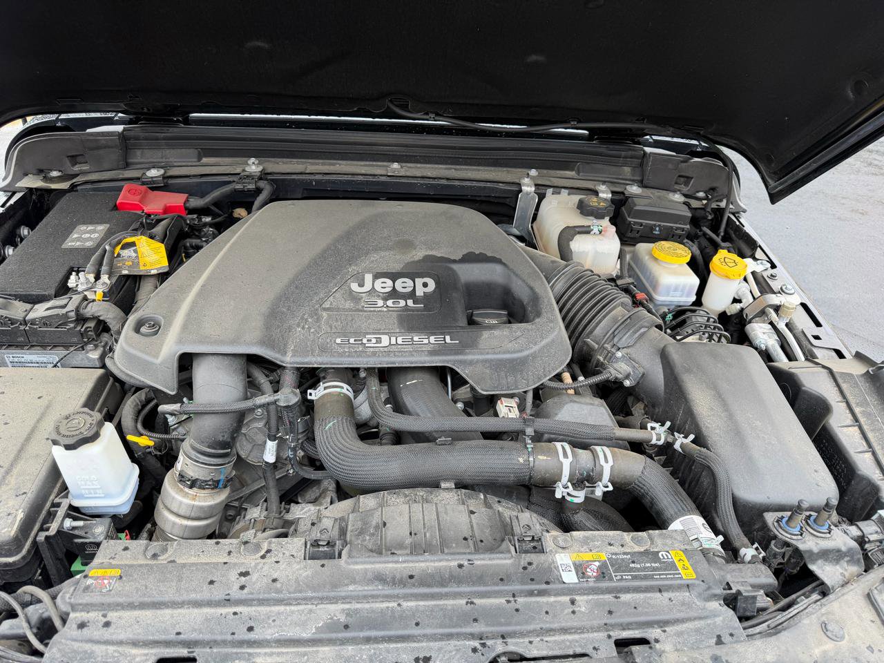 Used 2023 Jeep Wrangler Unlimited Sport AWD/4WD image 18