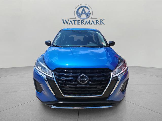 Used 2025 Nissan Kicks Play S FWD image 8