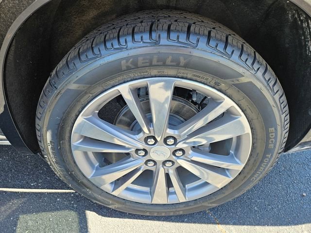 Certified 2023 Cadillac XT6 Premium Luxury w/ Technology Package FWD image 14