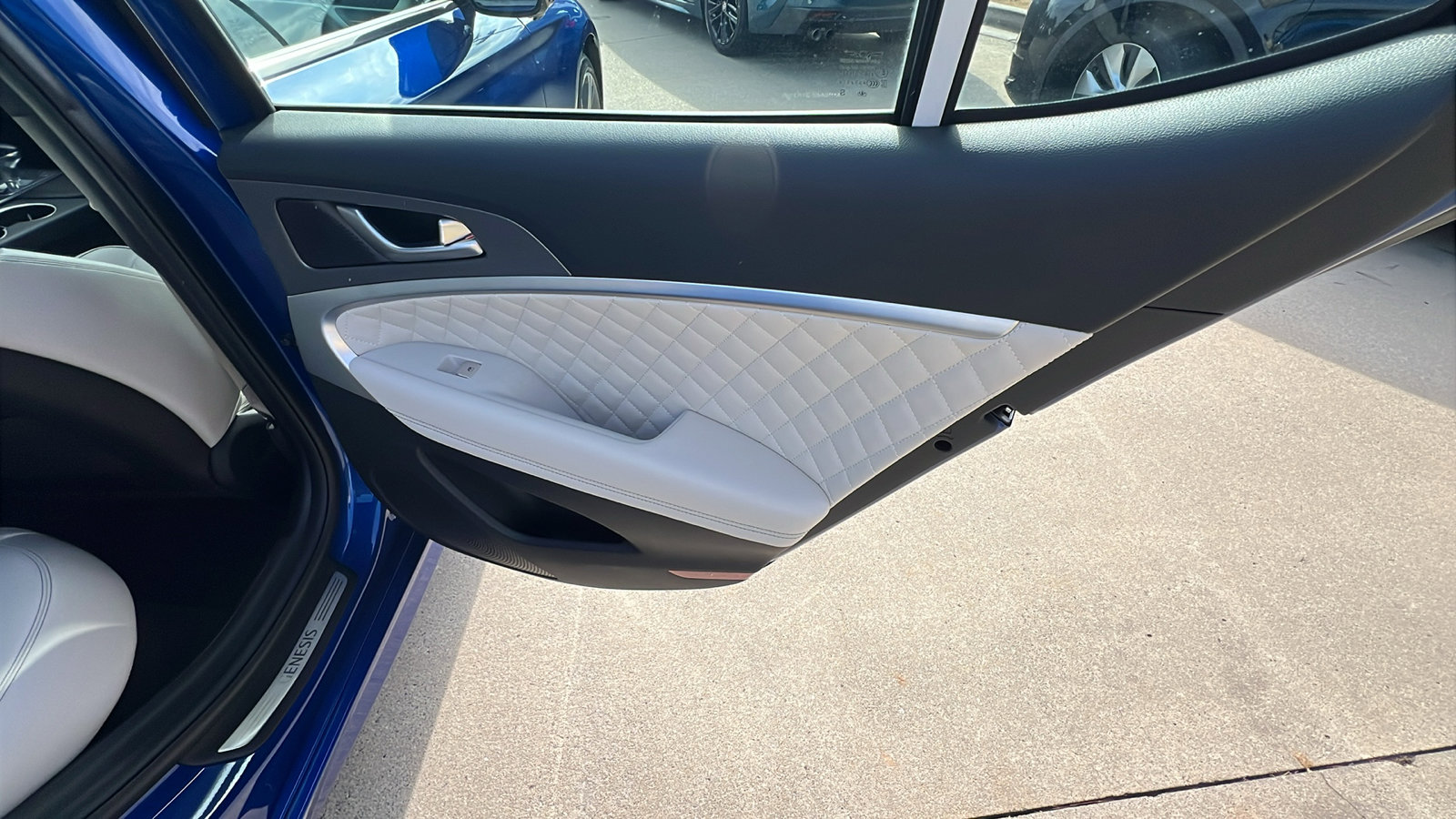 Used 2024 Genesis G70 3.3T Advanced w/ Sport Prestige Package image 21