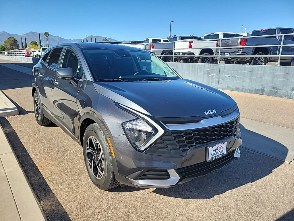 Used 2023 Kia Sportage LX FWD image 8