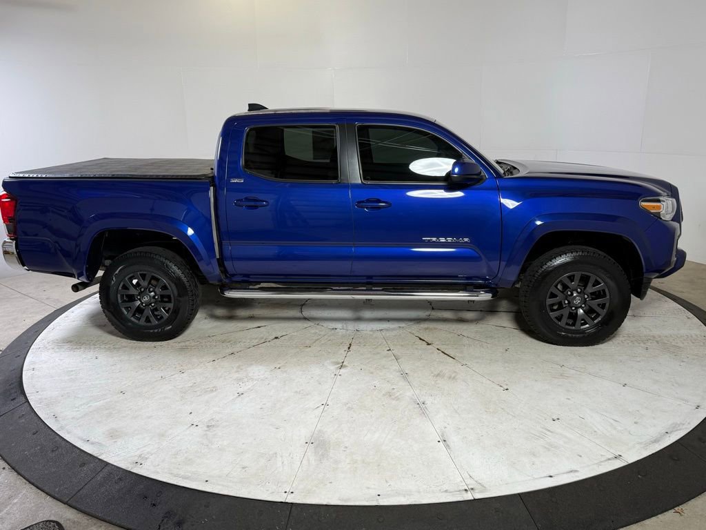 Used 2022 Toyota Tacoma SR5 AWD/4WD image 8
