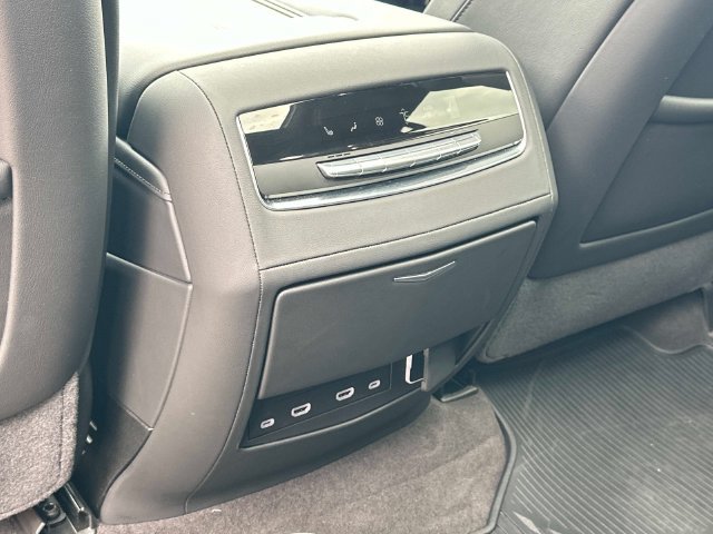 Certified 2024 Cadillac Escalade Sport w/ LPO, ONYX Package AWD/4WD image 18