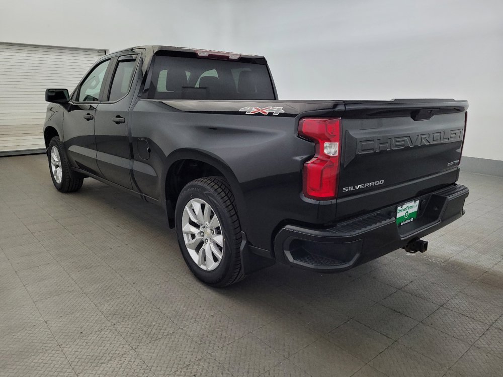 Used 2020 Chevrolet Silverado 1500 Custom w/ Custom Value Package AWD/4WD image 5