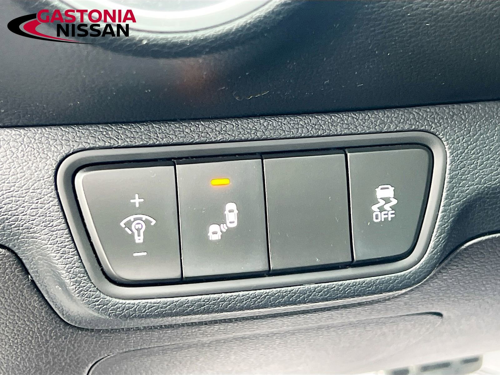 Used 2023 Kia Forte GT-Line w/ GT-Line Premium Package image 13