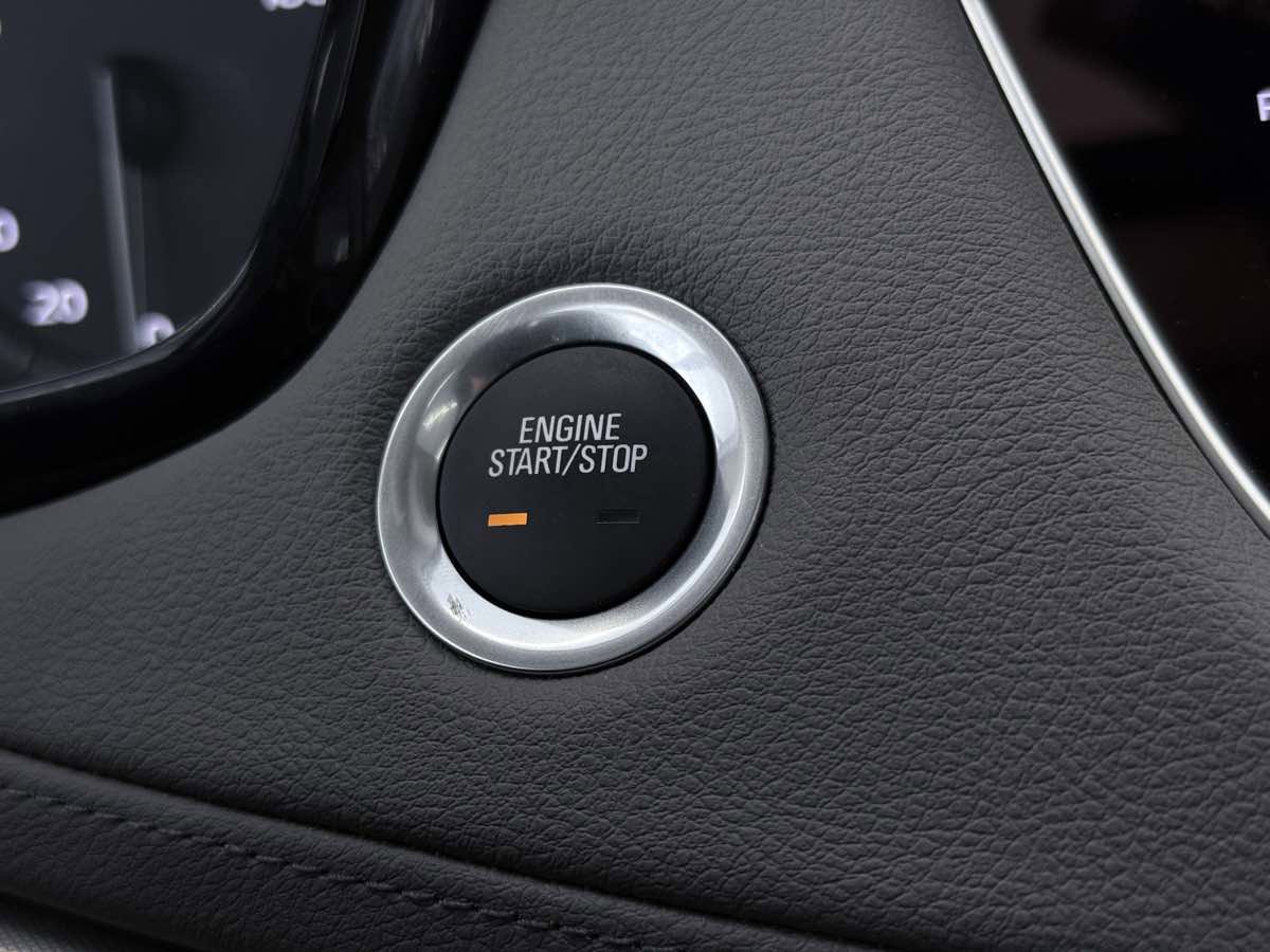 Used 2025 Cadillac XT5 Premium Luxury w/ Technology Package image 54