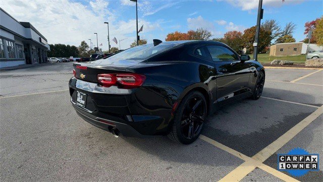 Used 2023 Chevrolet Camaro LT w/ Technology Package image 10