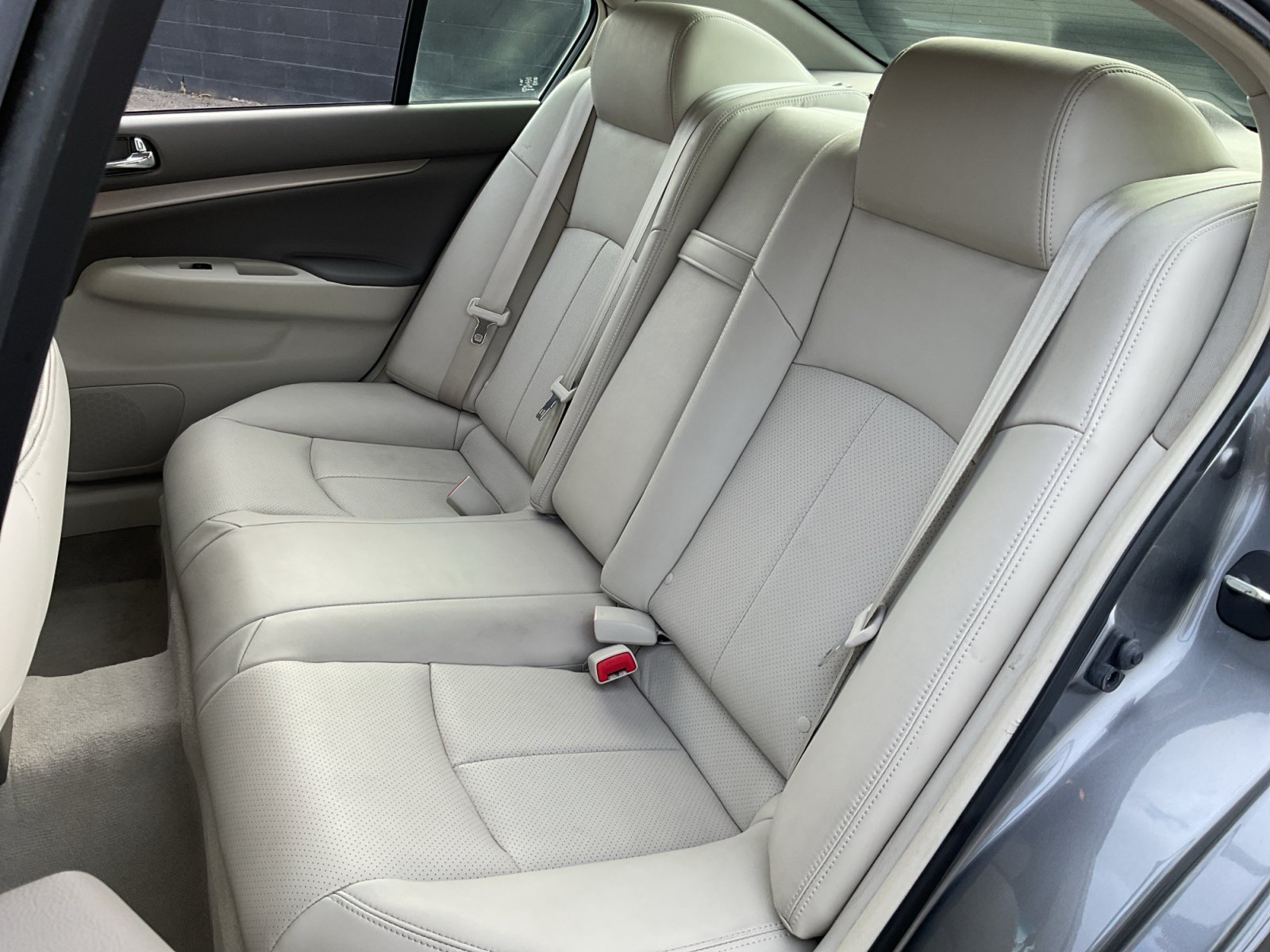 Used 2013 INFINITI G37 Journey RWD image 19