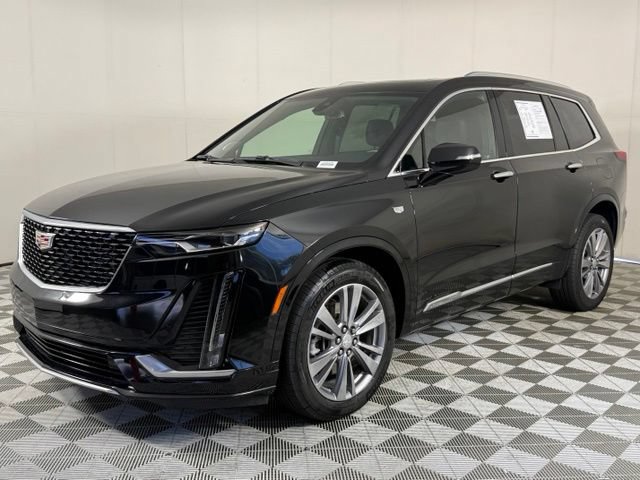Certified 2024 Cadillac XT6 Premium Luxury AWD/4WD image 2