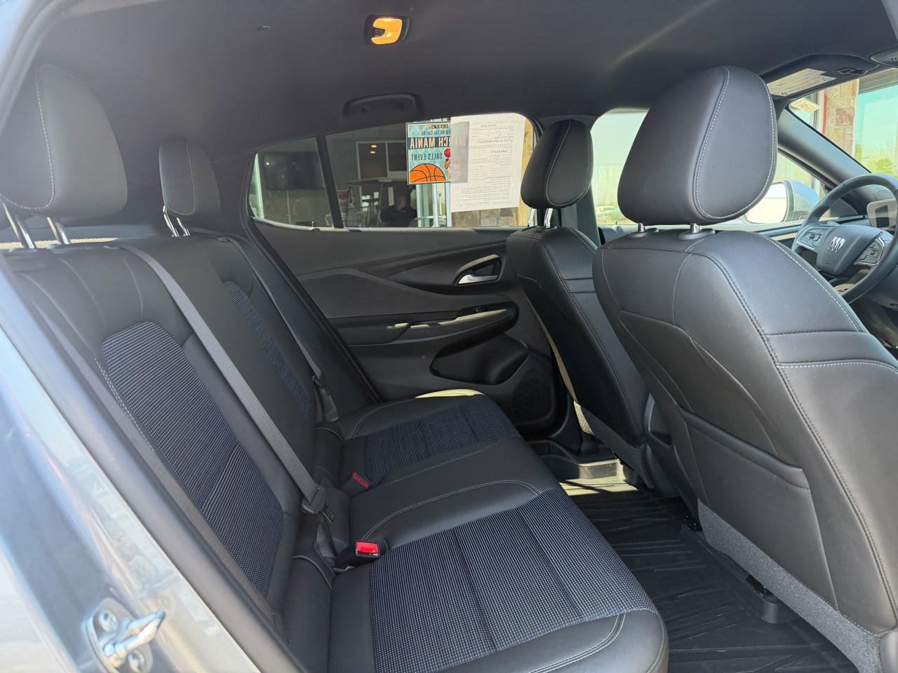 Used 2025 Buick Envista Preferred w/ Convenience I Package FWD image 19