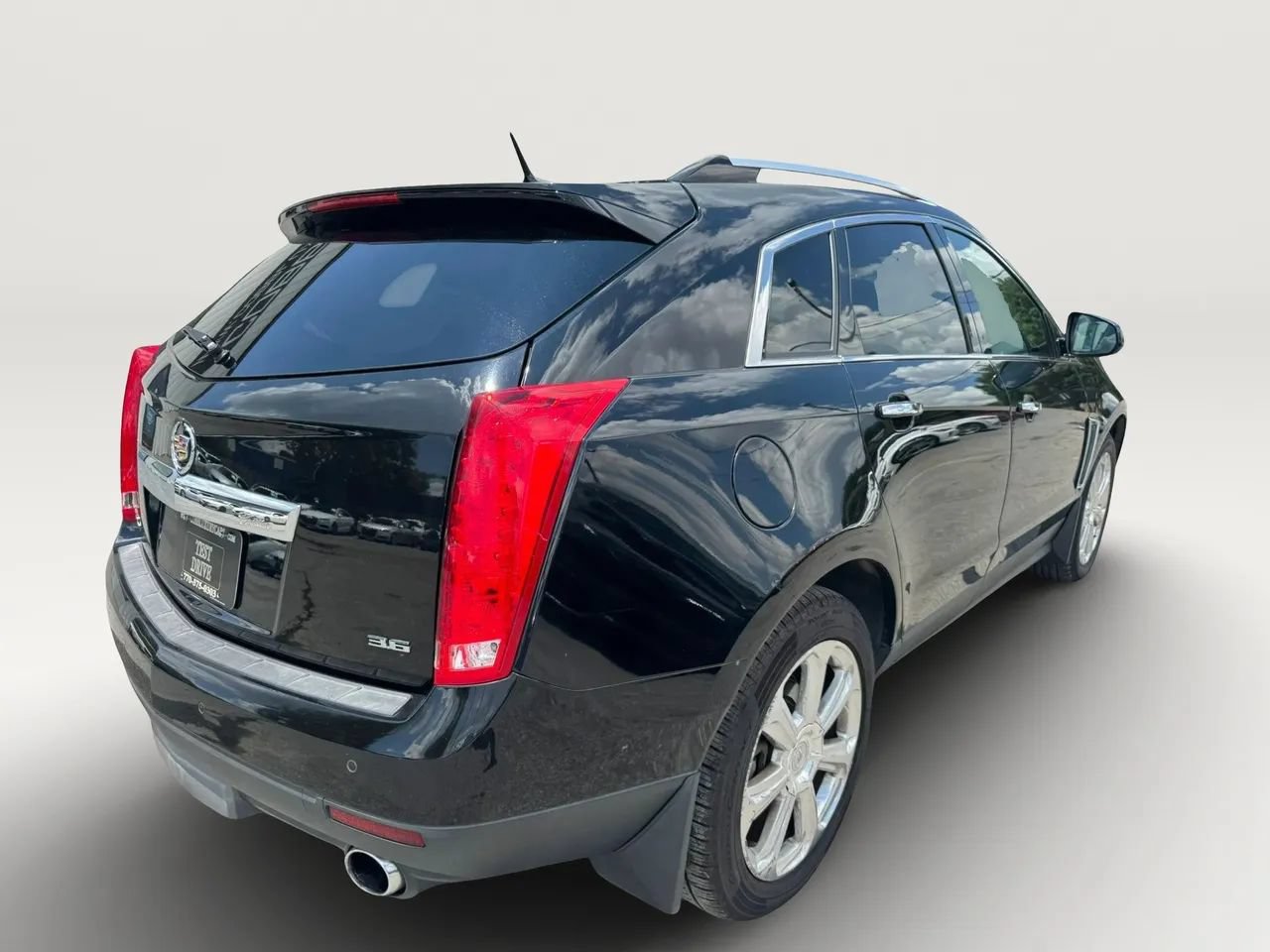 Used 2013 Cadillac SRX Performance w/ Driver Awareness Package FWD image 8