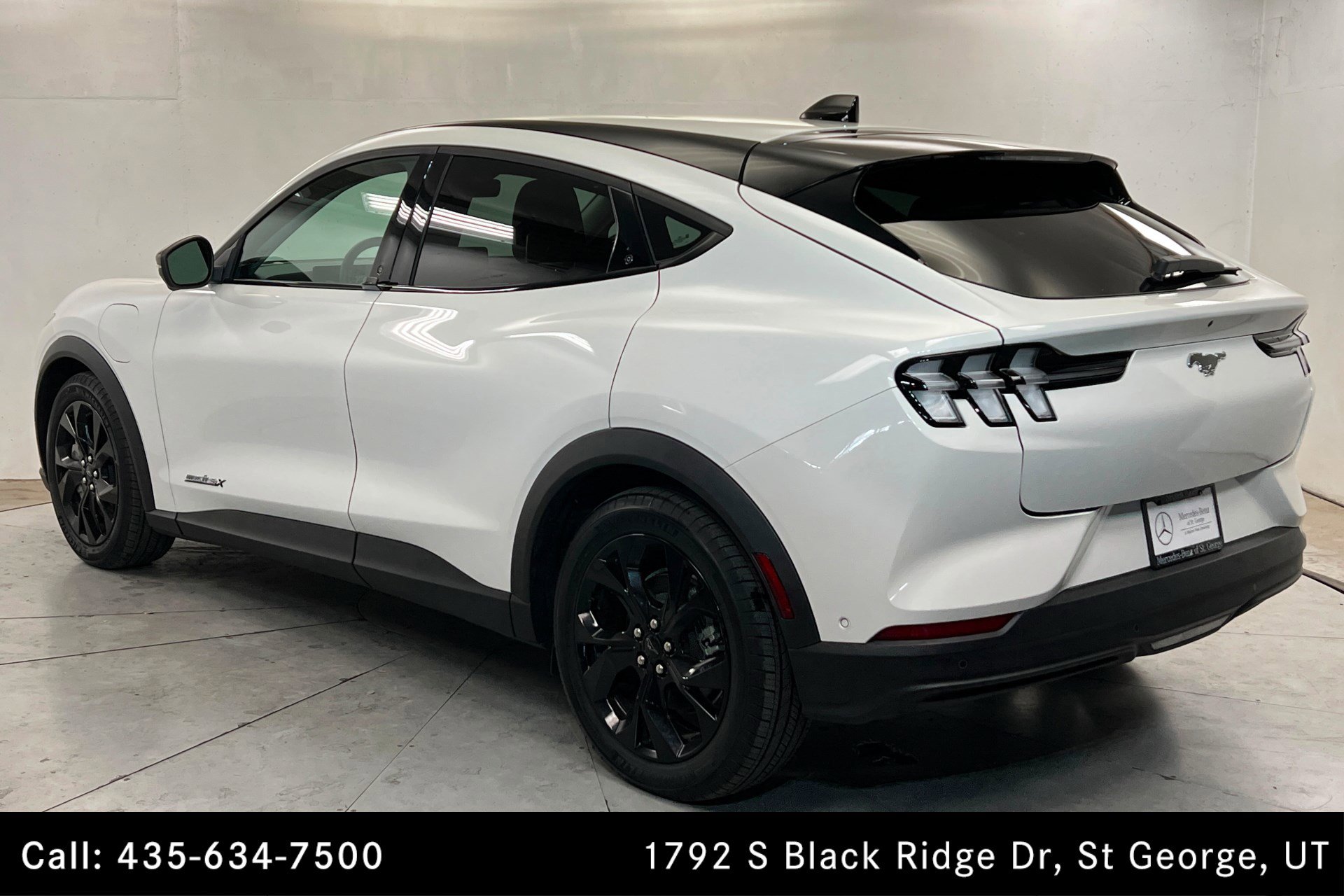 Used 2024 Ford Mustang Mach-E Select w/ Comfort Package Lite image 3