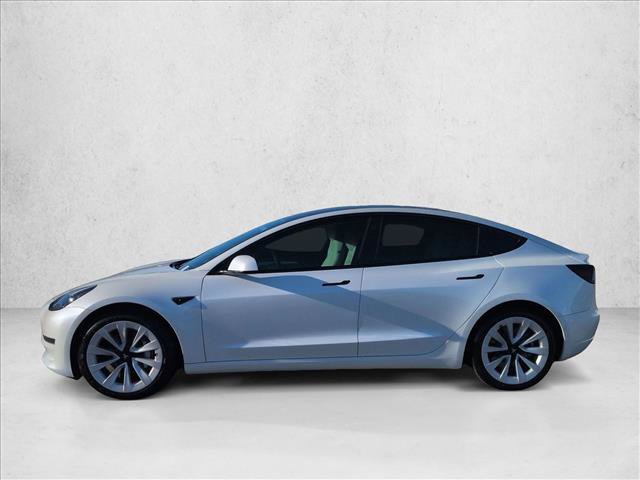 Used 2021 Tesla Model 3 Standard Range Plus image 9