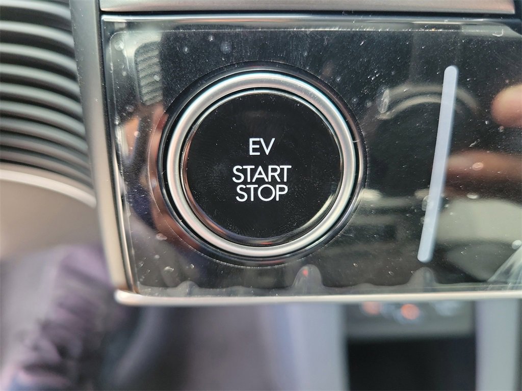 New 2025 Hyundai Ioniq 5 SEL image 31