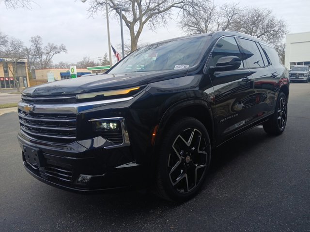 New 2026 Chevrolet Traverse High Country w/ LPO, Floor Liner Package AWD/4WD image 6