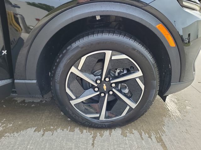 New 2026 Chevrolet Equinox EV LT image 32