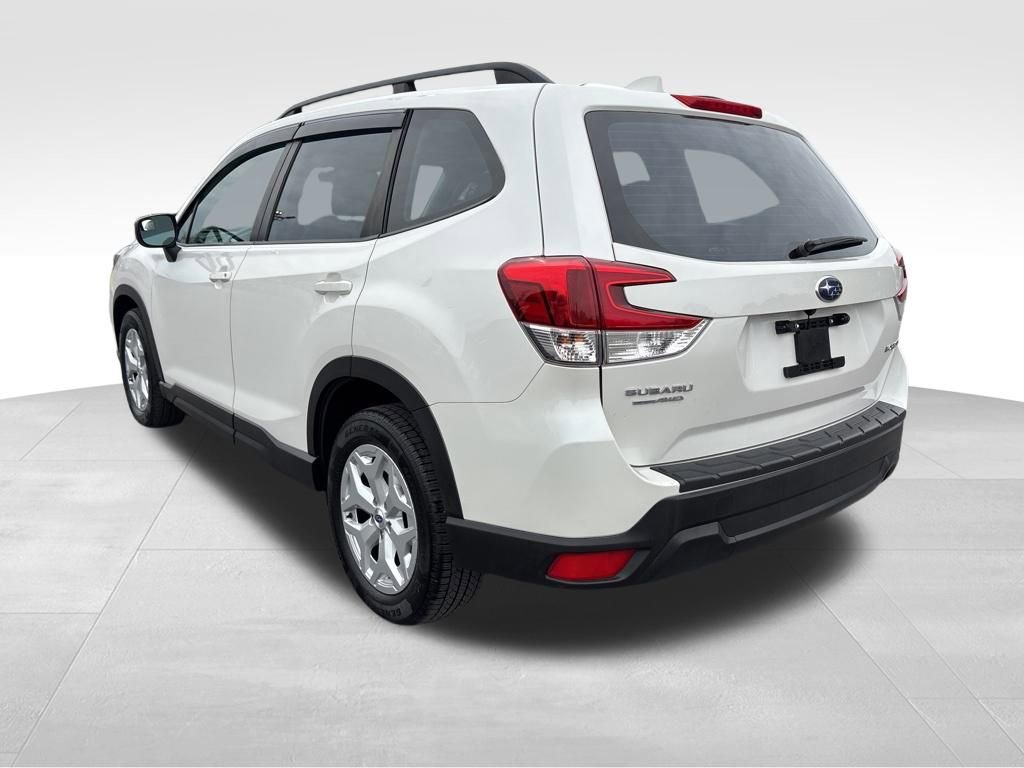 Used 2021 Subaru Forester AWD/4WD image 5