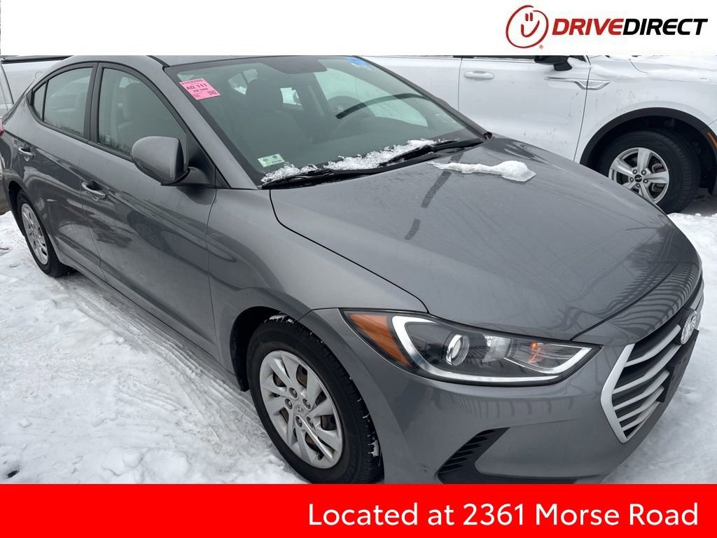 Used 2018 Hyundai Elantra SE w/ Cargo Package image 1