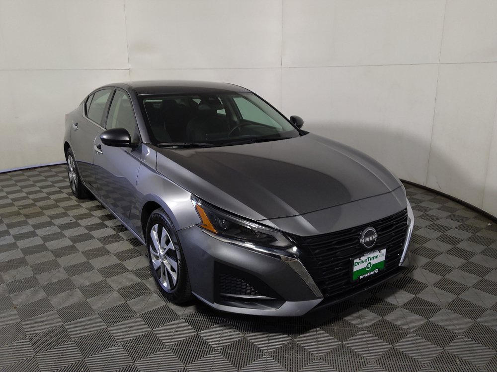 Used 2024 Nissan Altima 2.5 S FWD image 14