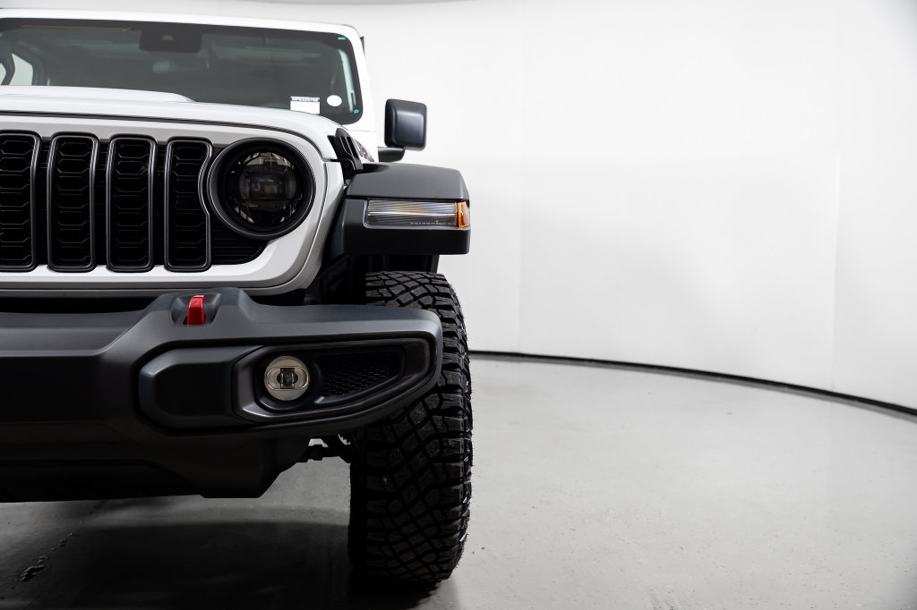 Used 2025 Jeep Wrangler Unlimited Rubicon AWD/4WD image 19