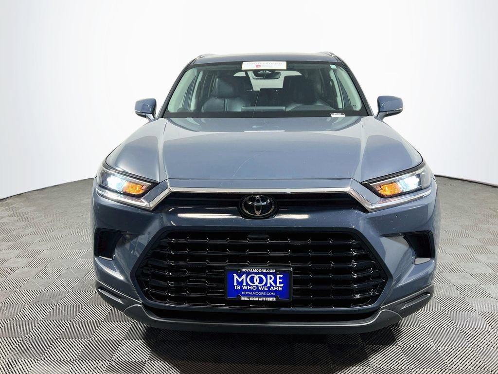 Certified 2025 Toyota Grand Highlander AWD image 2