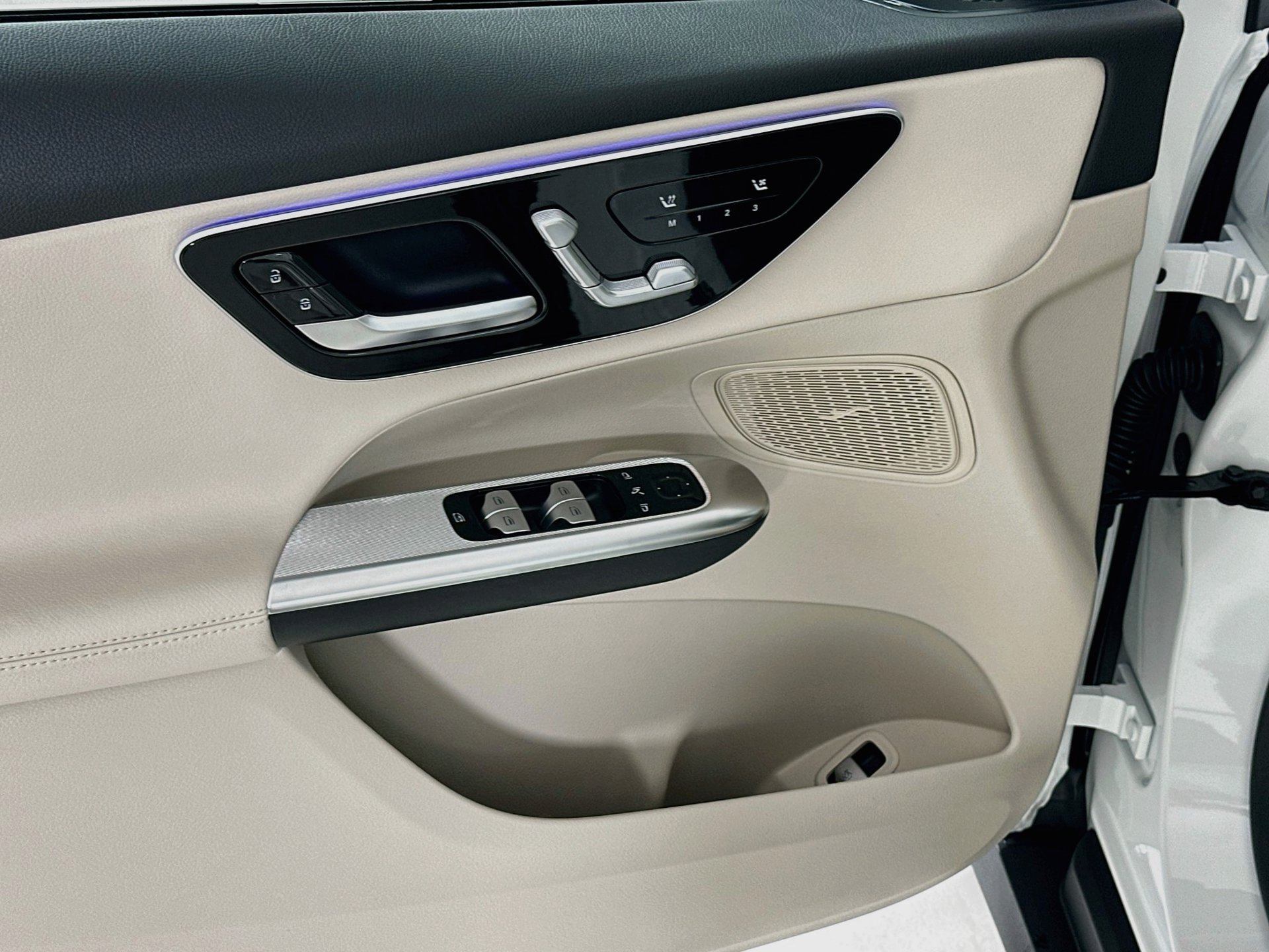 New 2027 Mercedes-Benz GLC 300 4MATIC image 18