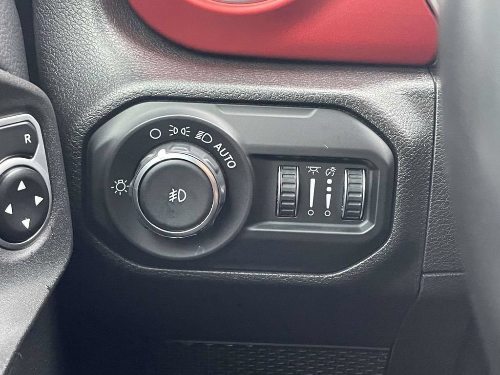 Certified 2019 Jeep Wrangler Unlimited Rubicon AWD/4WD image 29