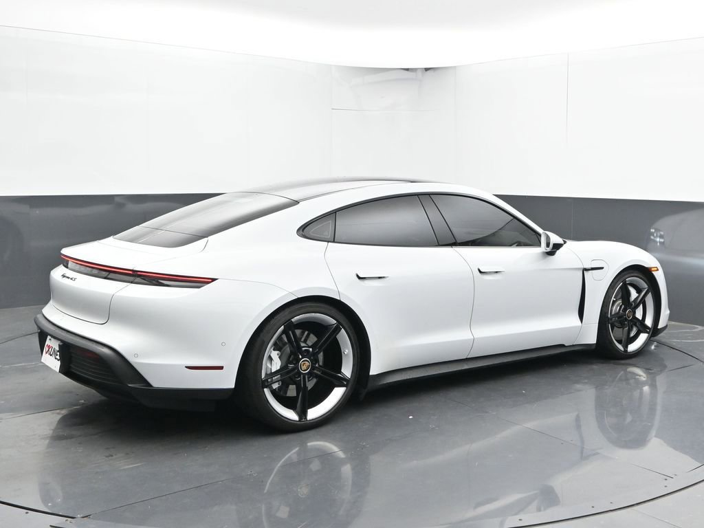 Used 2020 Porsche Taycan 4S image 10