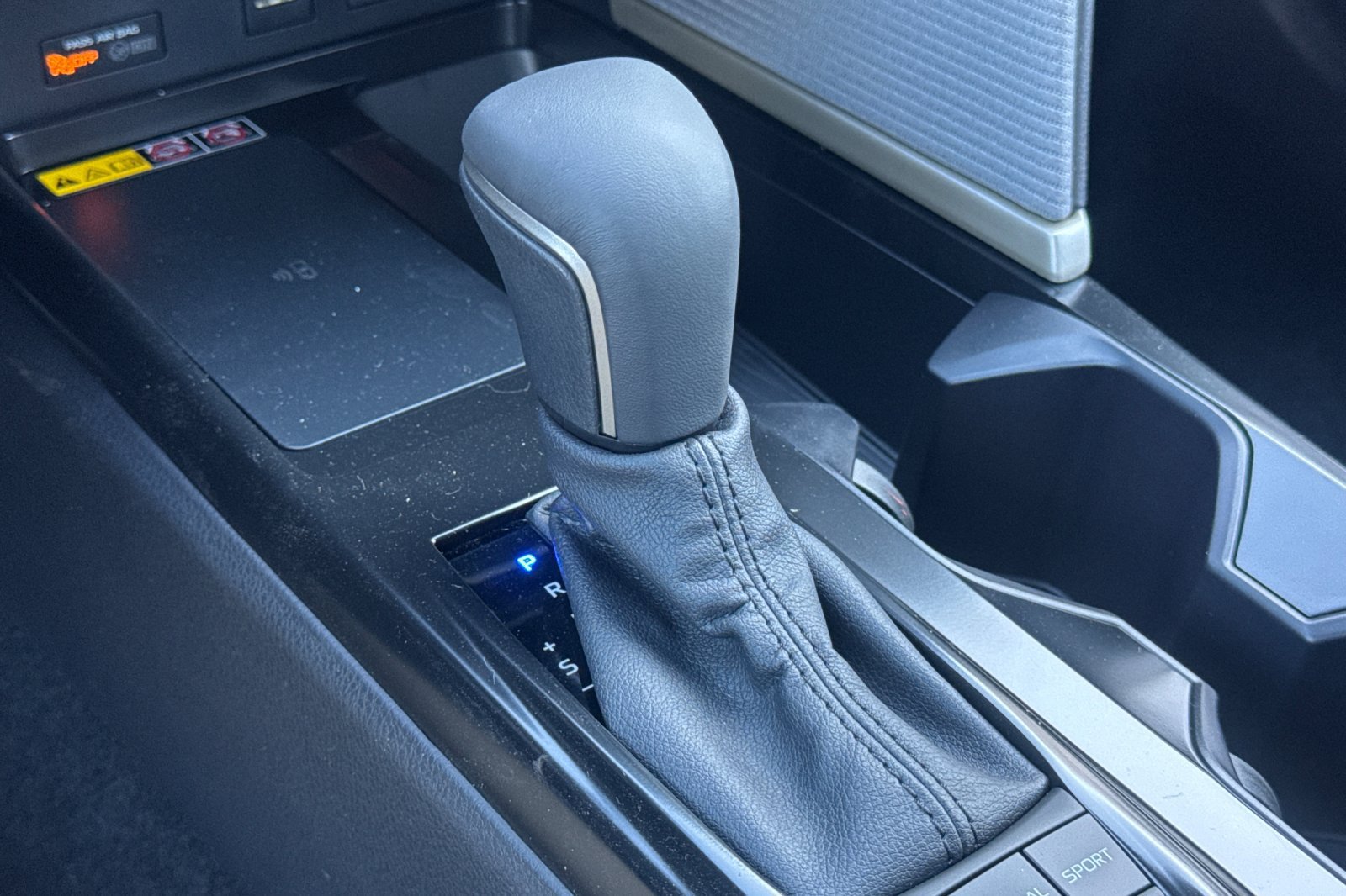 New 2026 Toyota Camry SE w/ Convenience Package FWD image 23