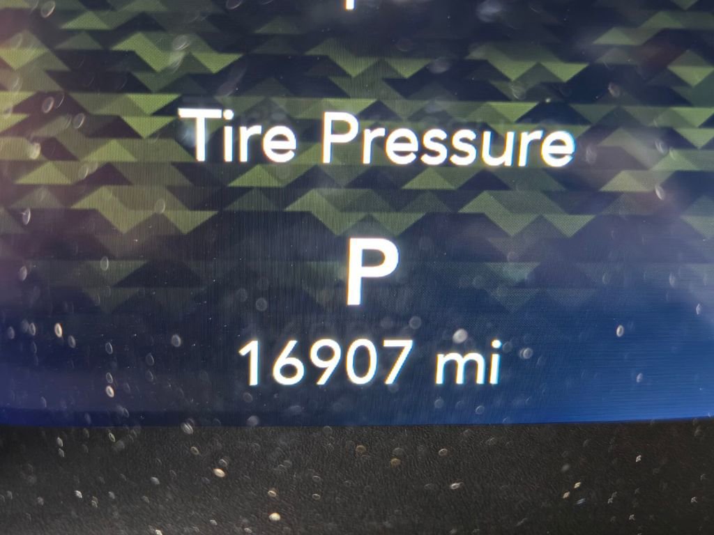 Used 2024 Jeep Wrangler Unlimited Rubicon image 27