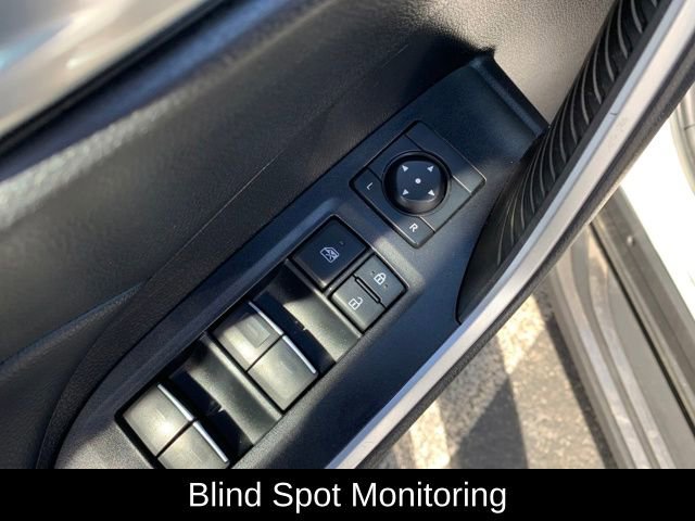 Used 2022 Toyota RAV4 XLE w/ Convenience Package image 13