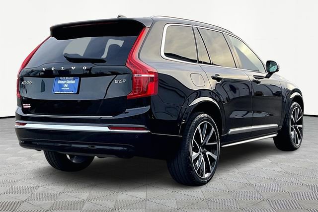 Used 2024 Volvo XC90 B6 Plus w/ Protection Package Premier image 12