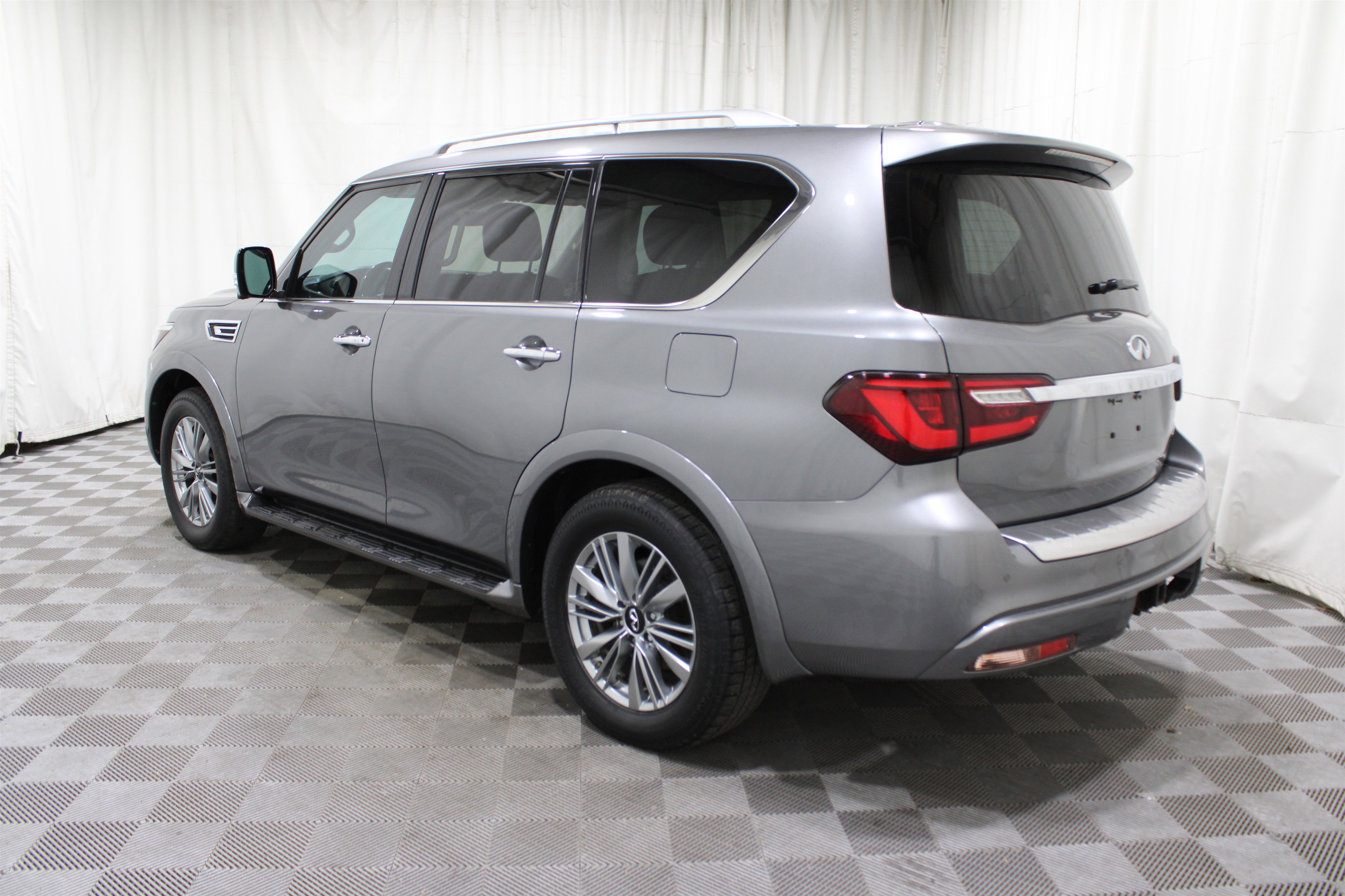 Used 2021 INFINITI QX80 Luxe RWD image 45