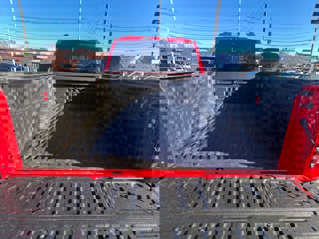 Used 2024 Ford F250 Lariat w/ Chrome Package image 7