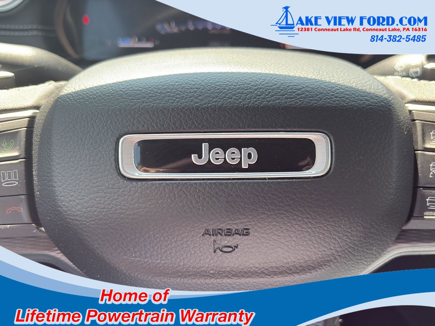 Used 2023 Jeep Grand Cherokee Laredo image 21