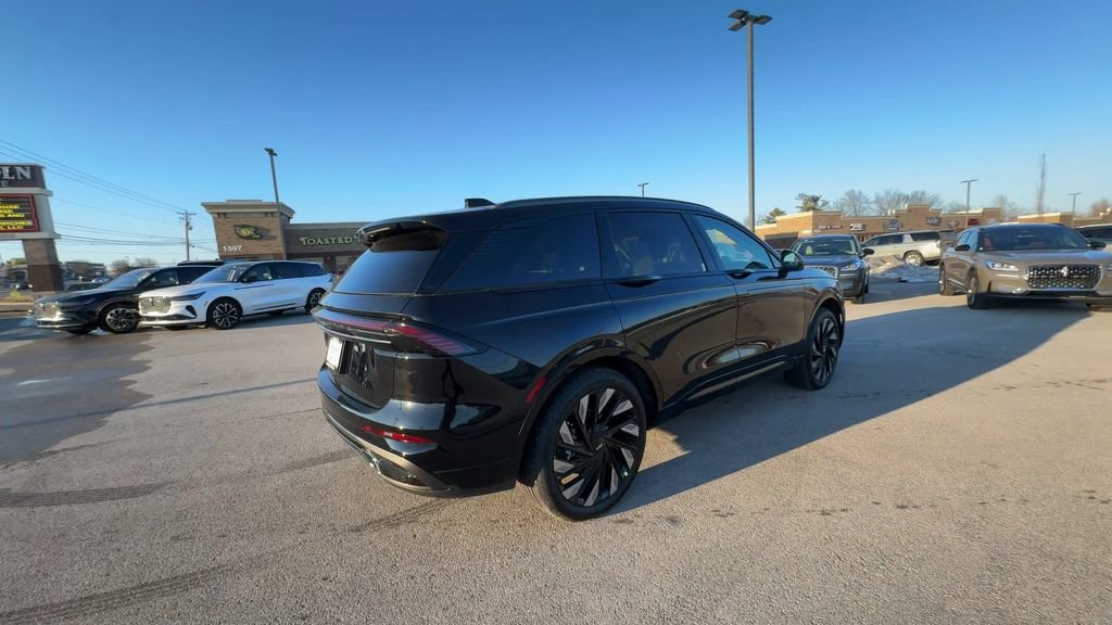 New 2026 Lincoln Nautilus Reserve image 8