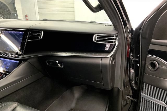 Used 2024 Jeep Grand Wagoneer L Series II w/ Quick Order Packagew 28T AWD/4WD image 18