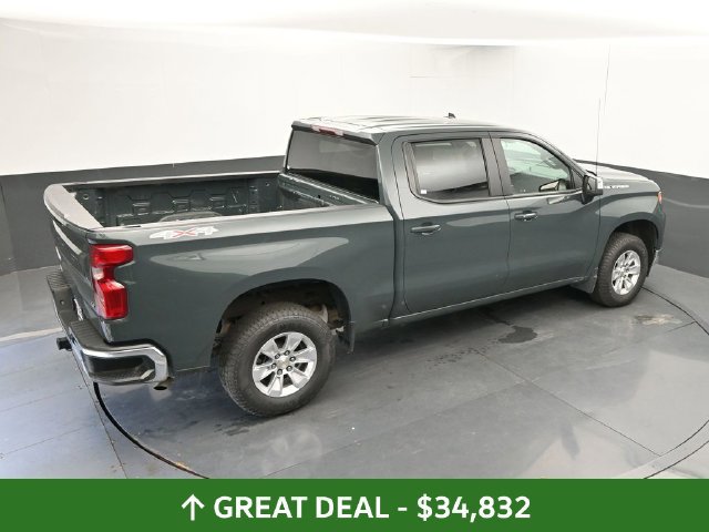 Used 2025 Chevrolet Silverado 1500 LT AWD/4WD image 39
