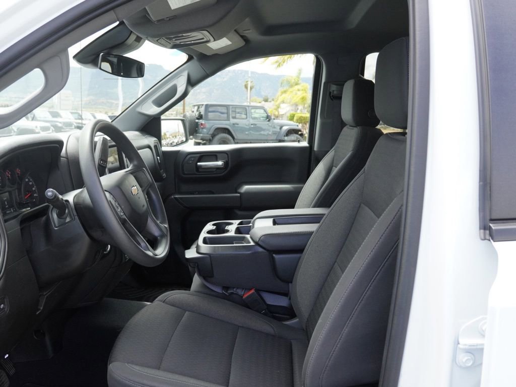 Used 2023 Chevrolet Silverado 1500 Custom w/ LPO, Dark Essentials Package RWD image 18