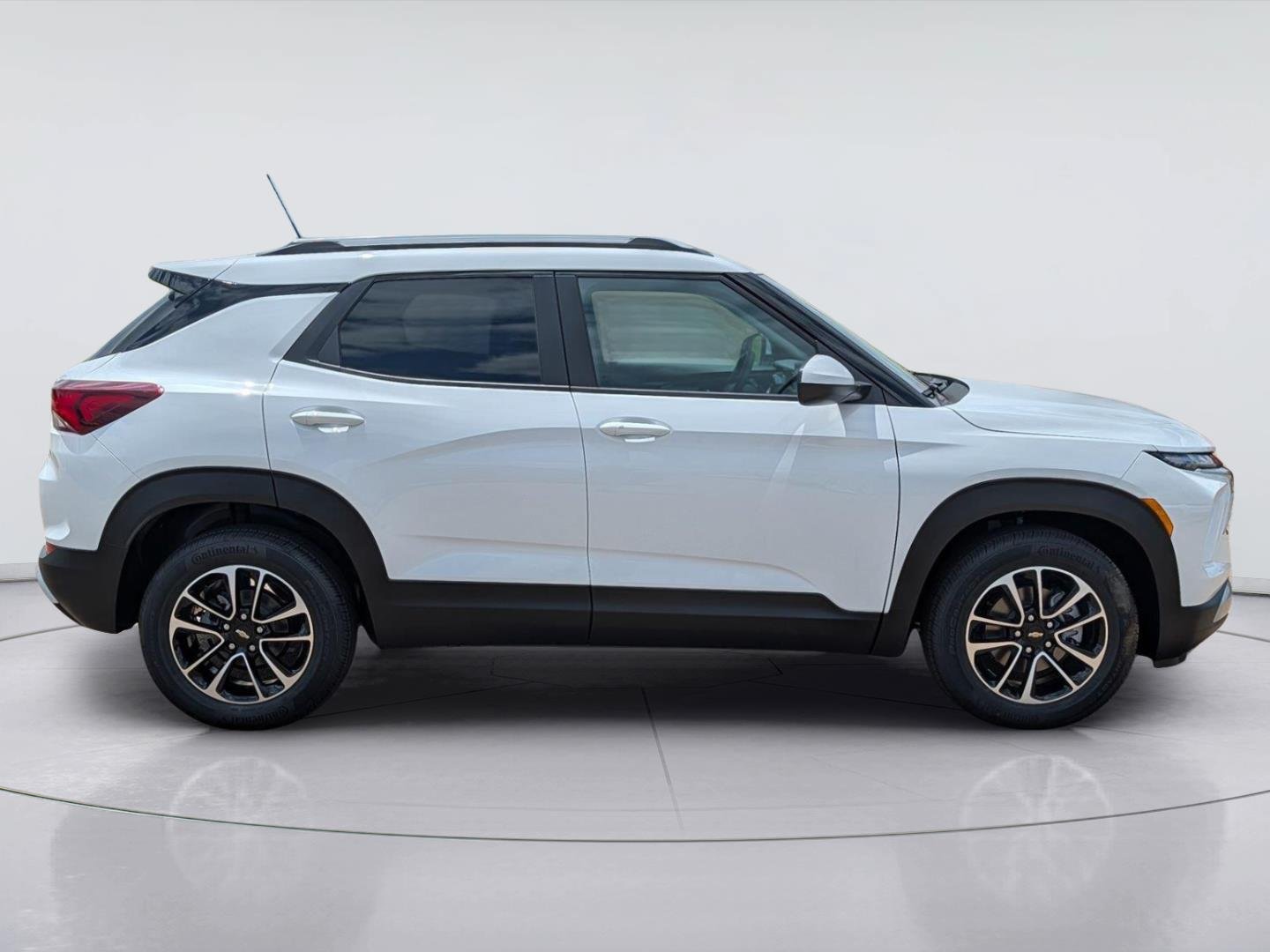 New 2026 Chevrolet TrailBlazer LT w/ Driver Confidence Package FWD image 6