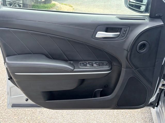 Used 2022 Dodge Charger Scat Pack w/ Plus Group RWD image 11