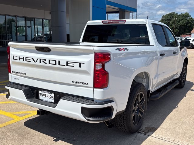 New 2026 Chevrolet Silverado 1500 Custom w/ Turbomax Blackout Package AWD/4WD image 3